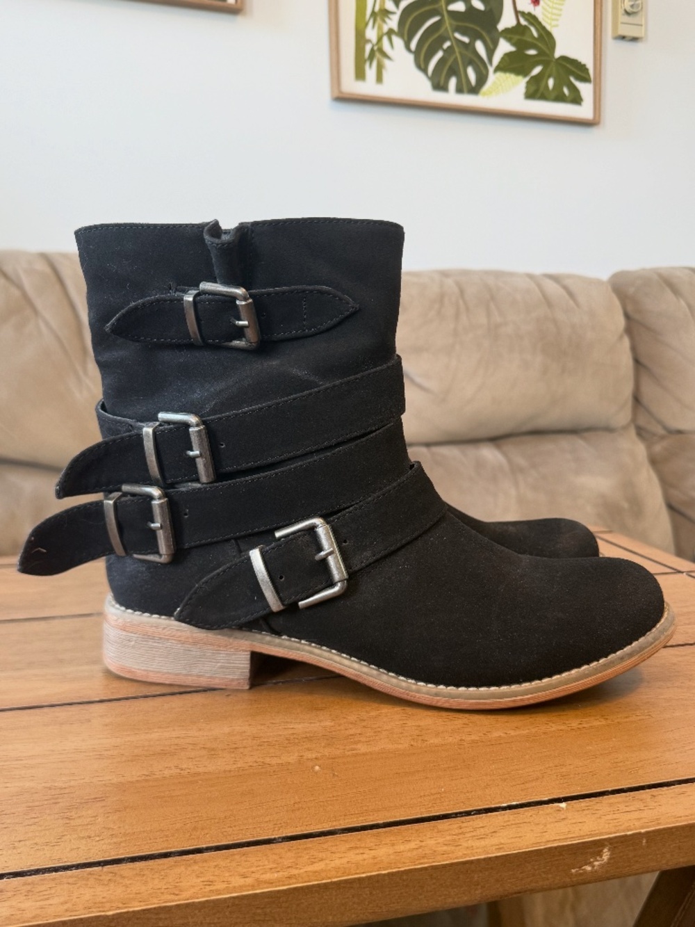 ALDO Black Buckle Moto Ankle Boots Women’s Size 8